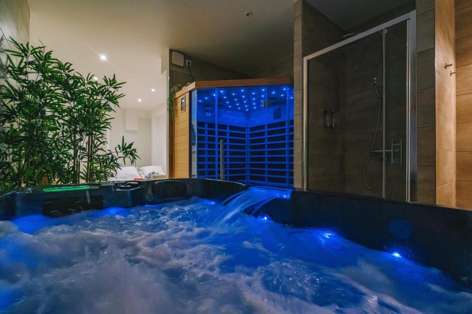 Spa Appartement O Temps Suspendu Reims Centre Sauna Et Jacuzzi Kültér fotó